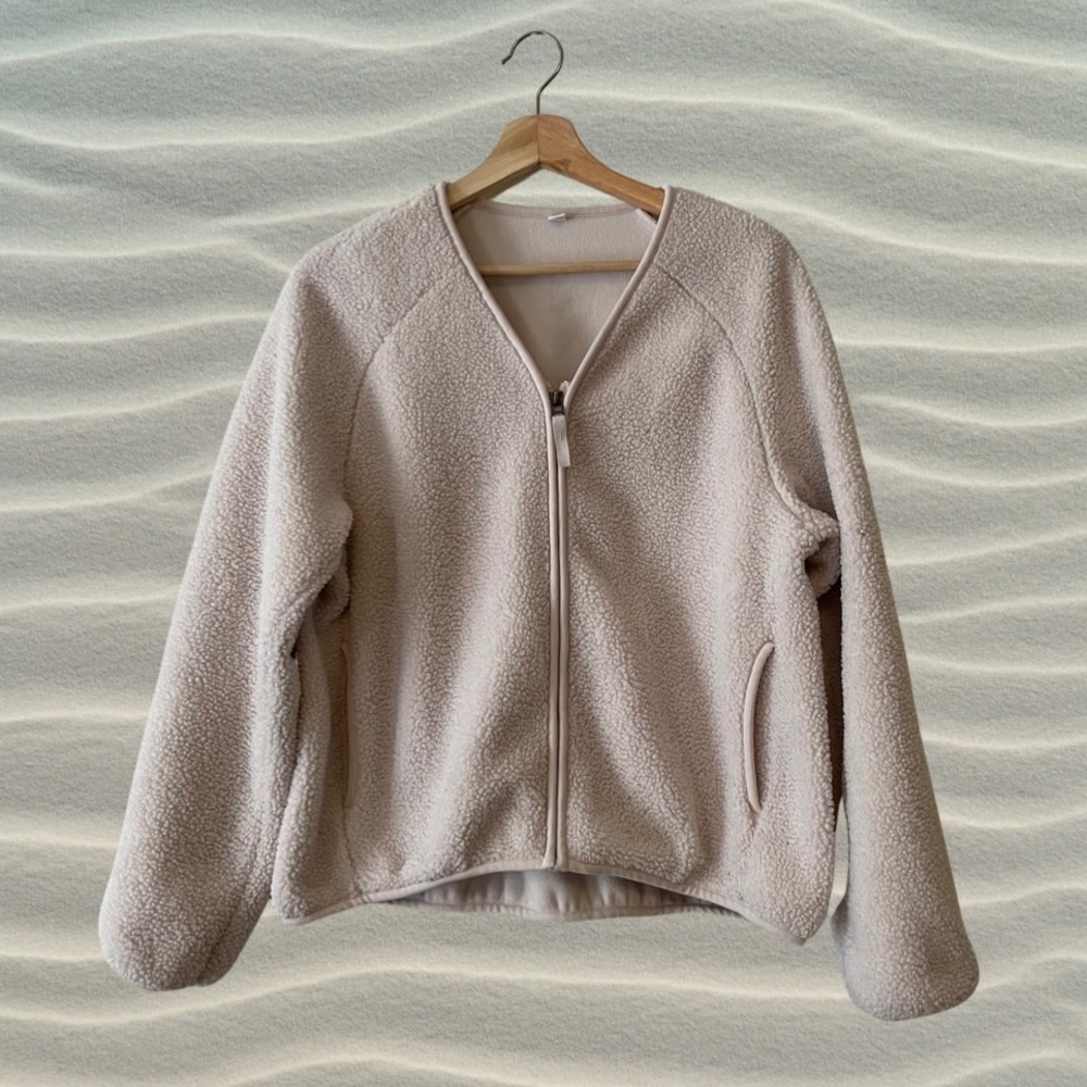 UNIQLO fleece jacket